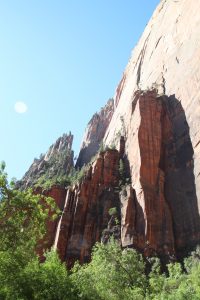 Cliffs near the upper pool